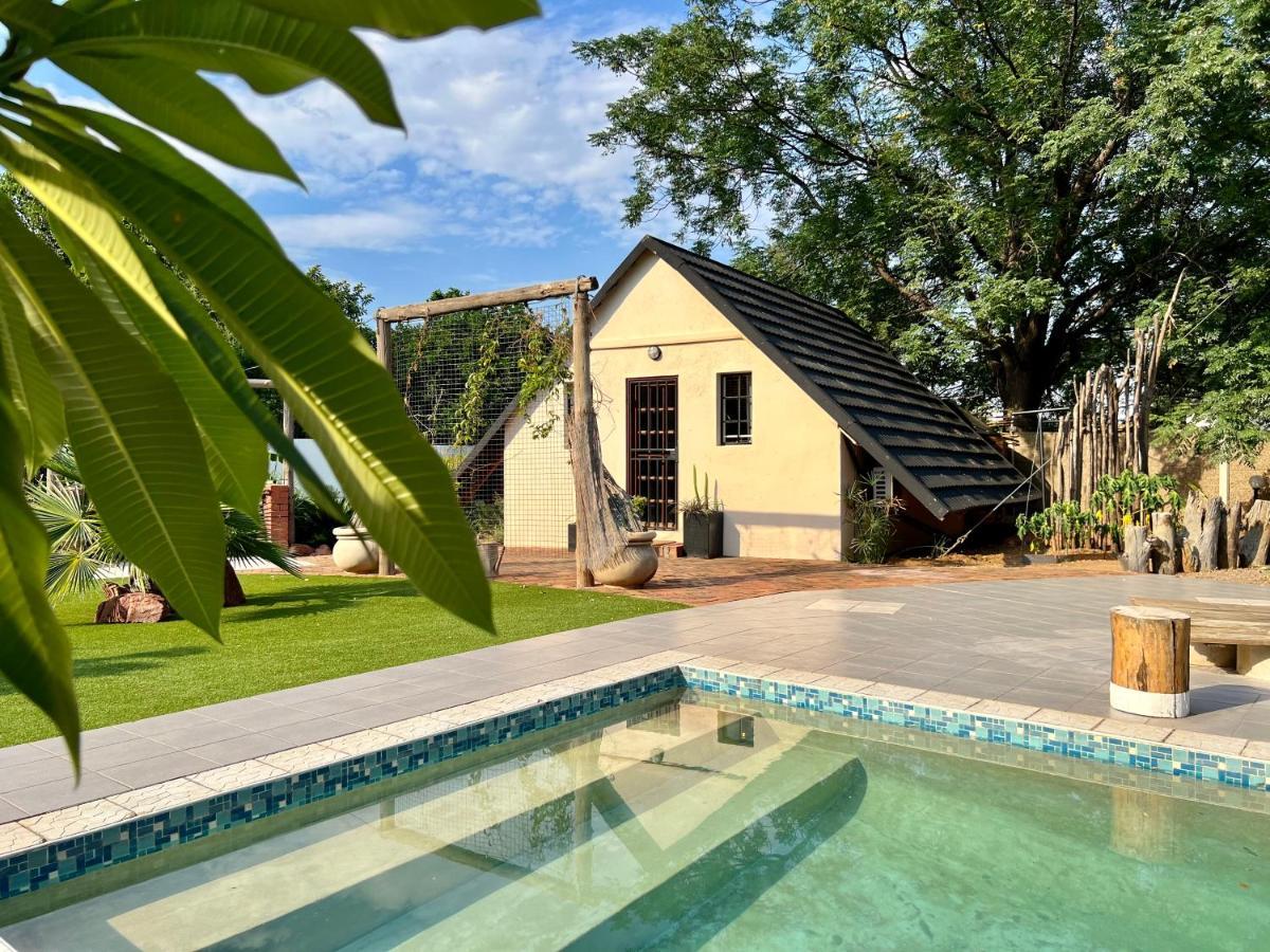 Cosy City Cottage Gaborone Exterior photo